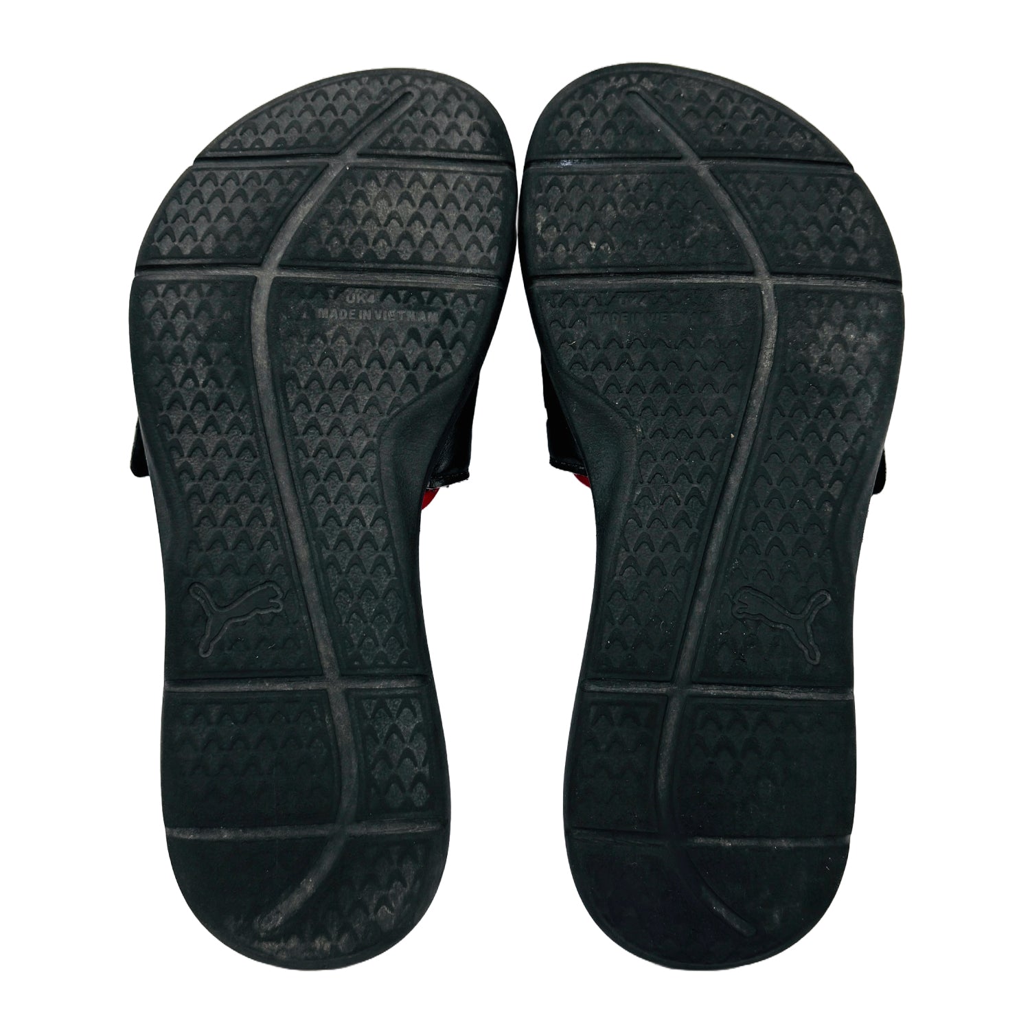 Outsole image of Puma Formlite Black White Slippers (Size 37.5) - VSK-0218