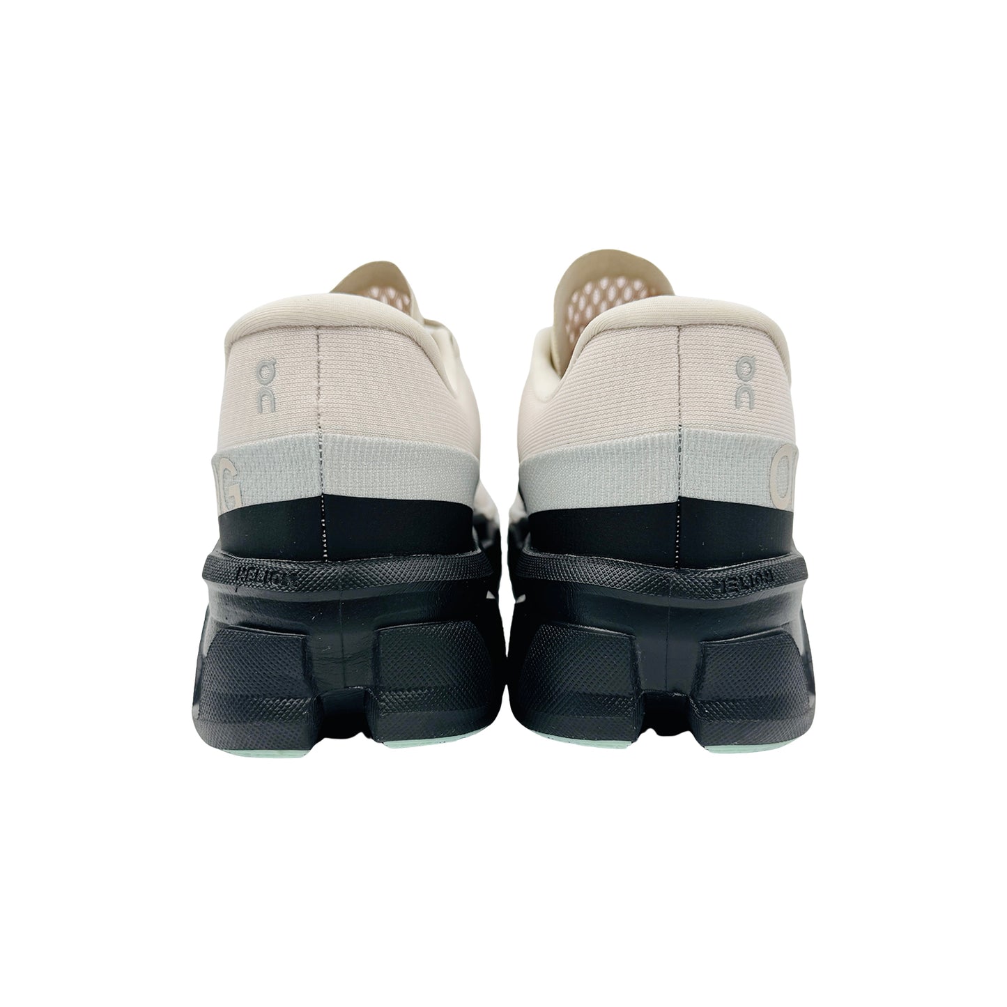 On Cloudmonster 2 Shoes (Size 41) - 3ME10122564