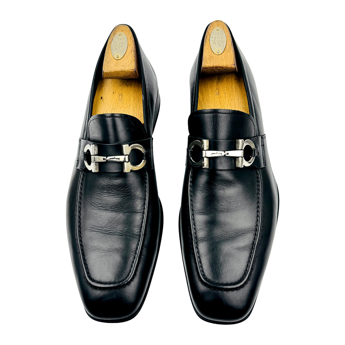 Salvatore Ferragamo Gancini Bit Leather Loafers (Size 43)