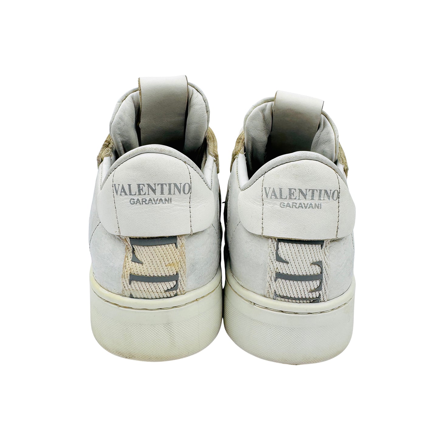 Valentino Garavani VL7N Cut-Out Low-Top Sneakers (Size 39/39.5)