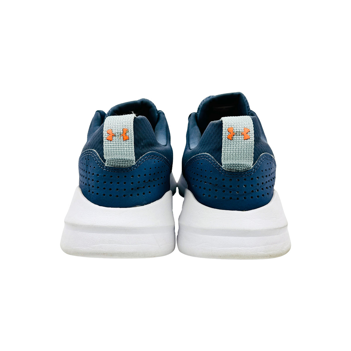 Under Armour Essential Sportstyle Sneakers (Size 45) - 3022954-405