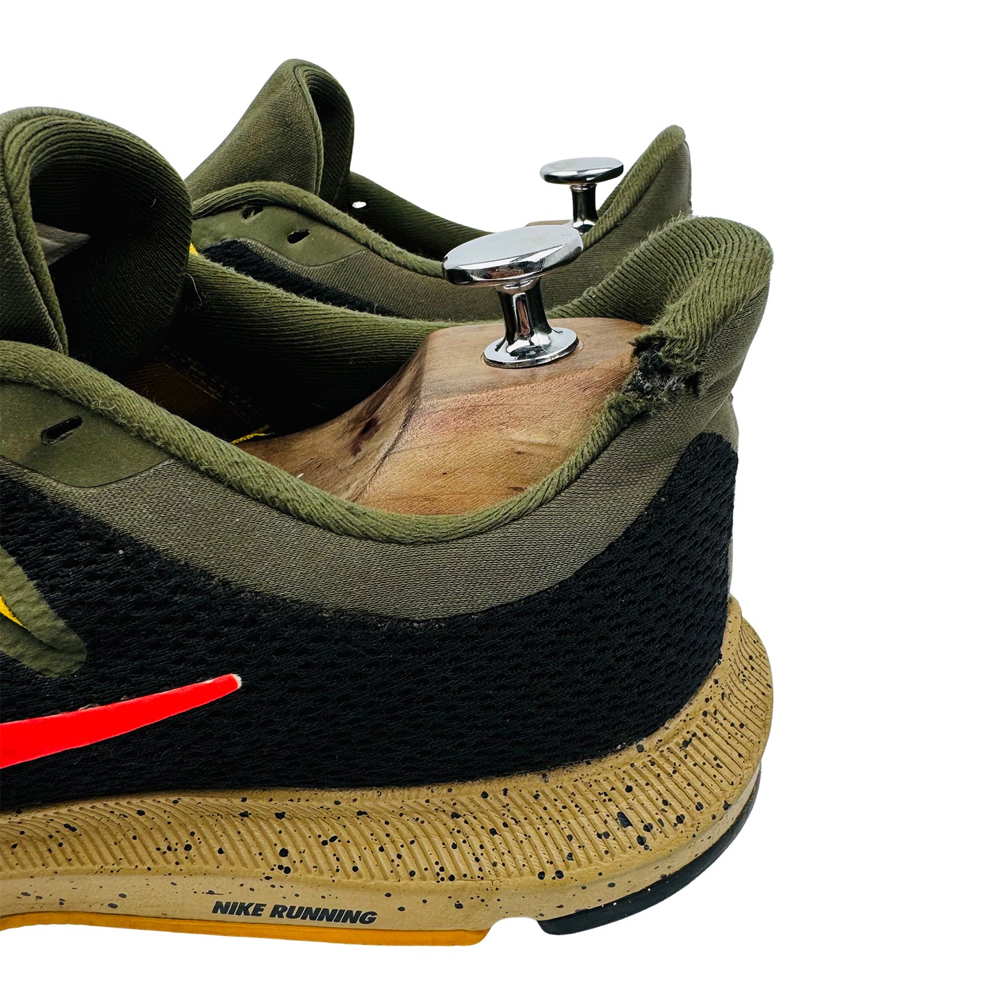 Nike Men's Quest 2 Shoes (Size 44.5) - CJ6185-003