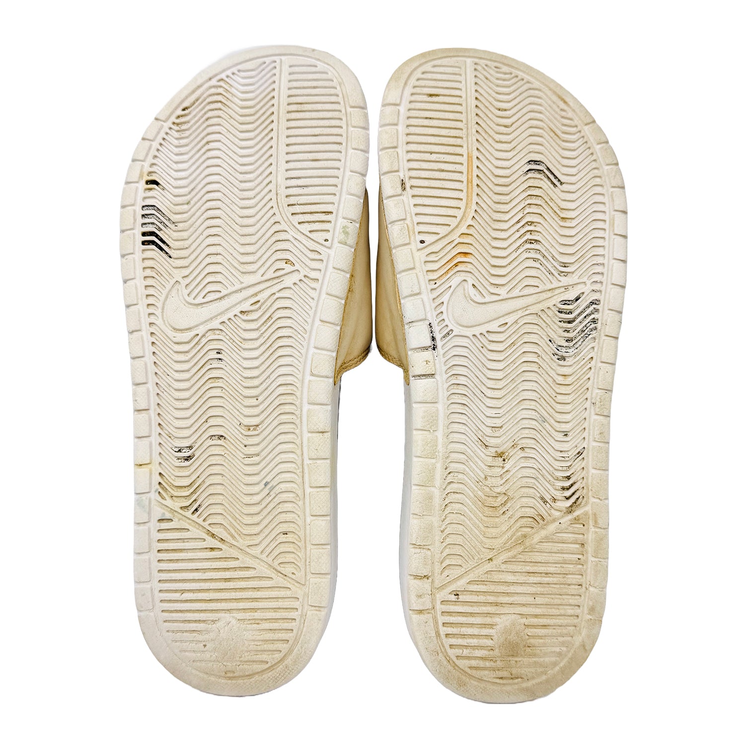 Outsole image of Nike Victori One Slides (Size 40.5/41) - CN9677-108