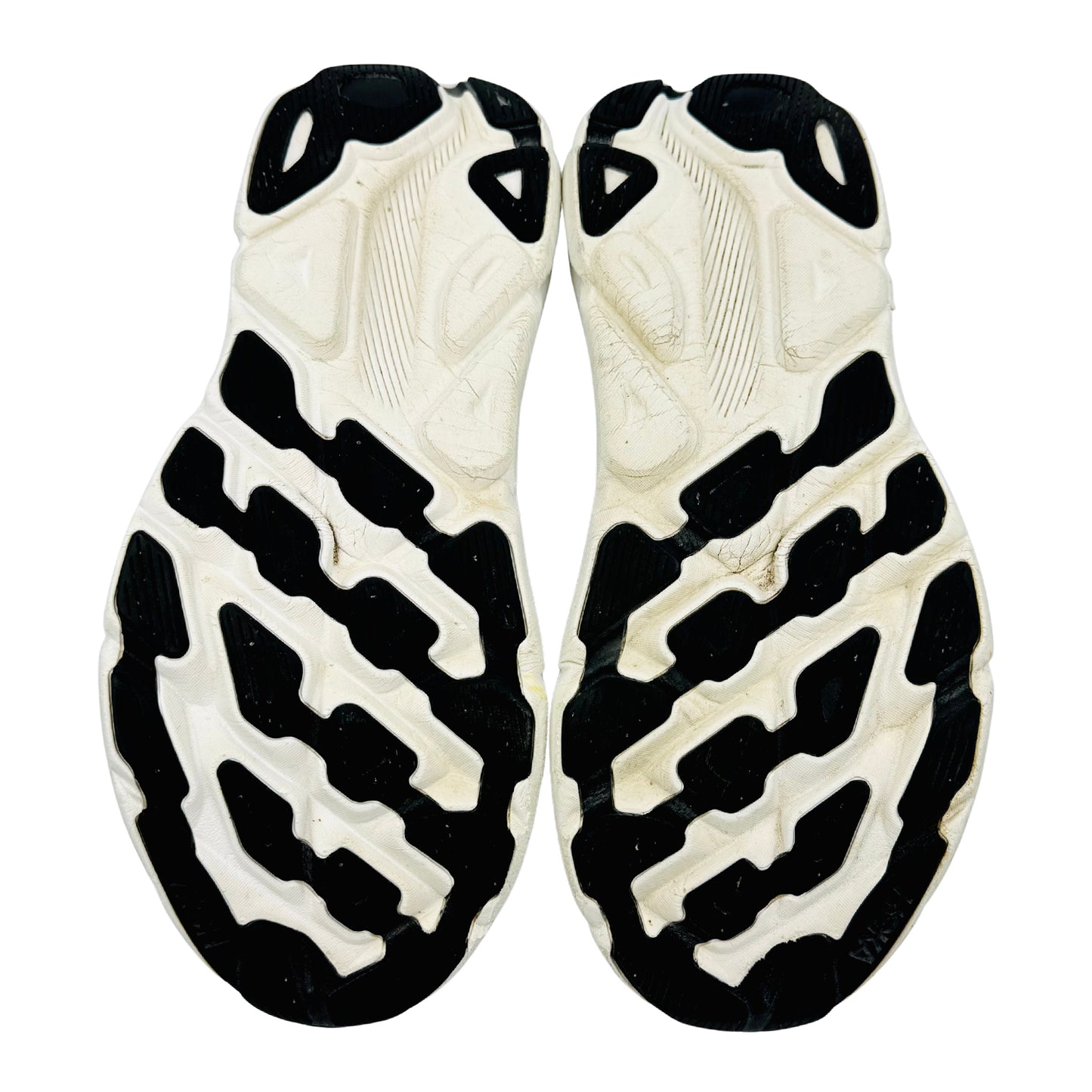 Hoka One Clifton 9 Shoes (Size 44.5) - 1127895 BWHT