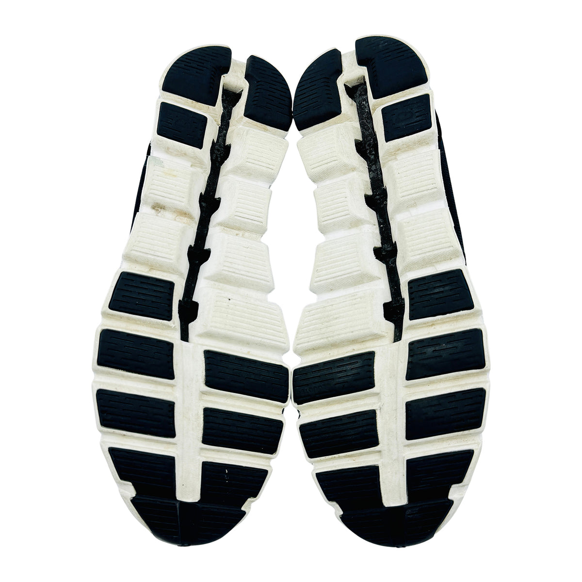 On Men's Cloud 5 'Black White' Shoes (Size 47) - 59.98919