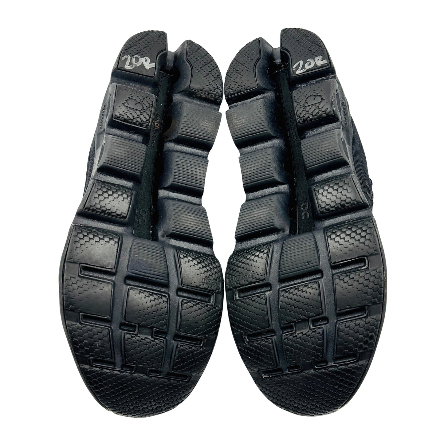 On Running Cloudstratus Shoes (Size 40) - 39.99211