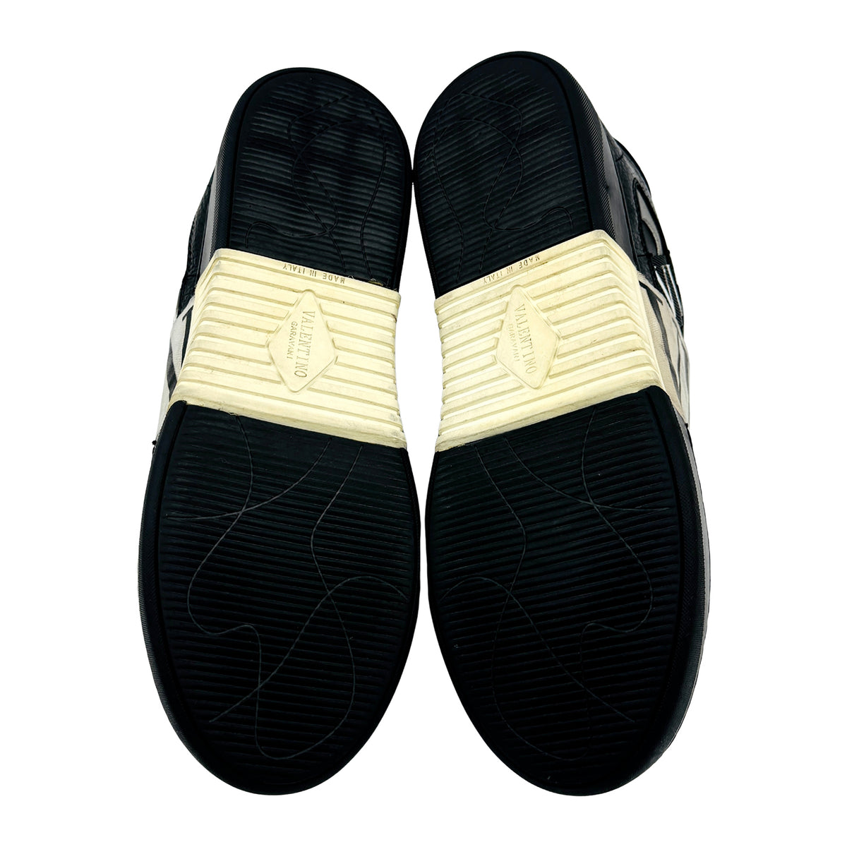 Valentino Garavani VL7N Low Top Sneakers (Size 41/41.5)