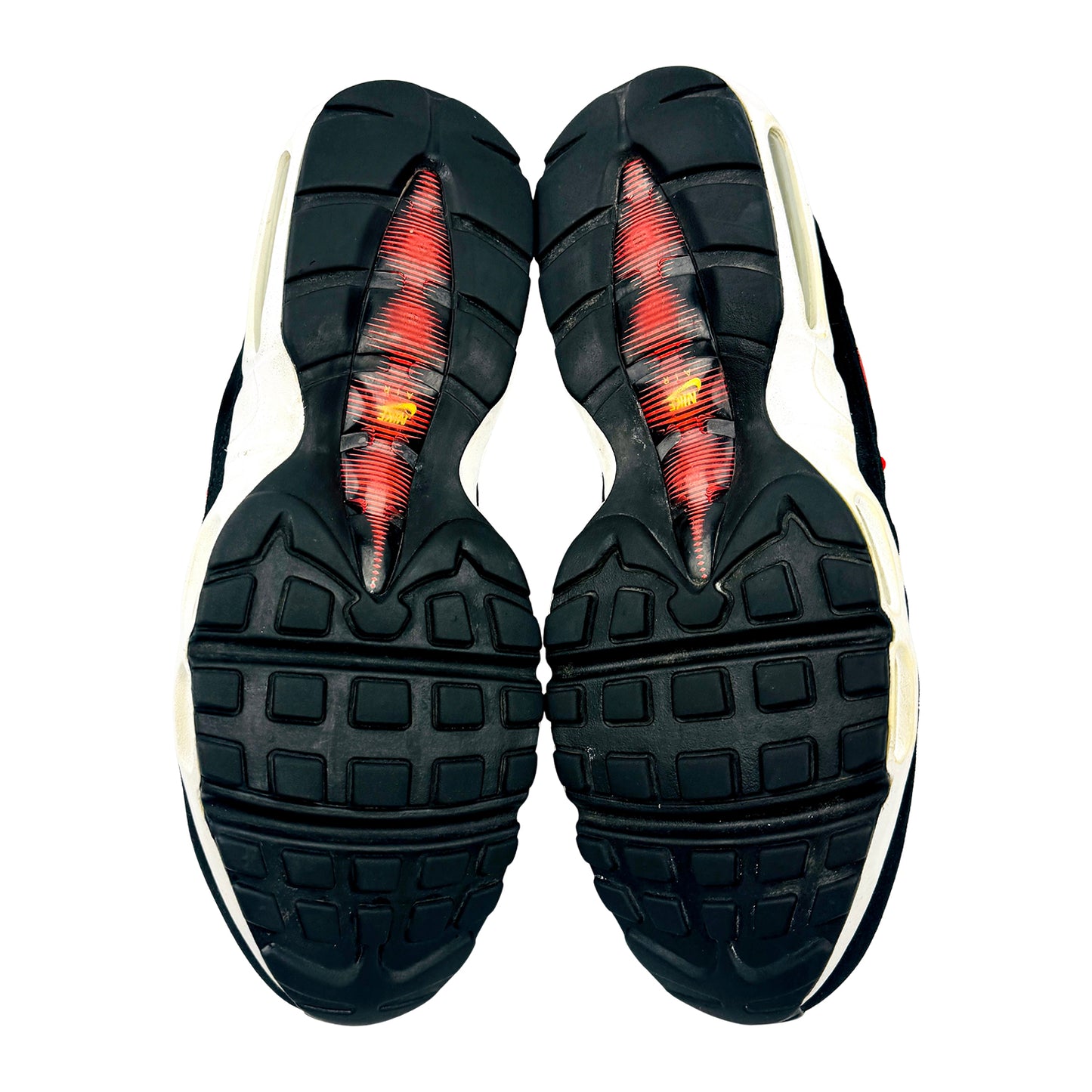 Nike Air Max 95 Essential Shoes (Size 45) - AT9865-101