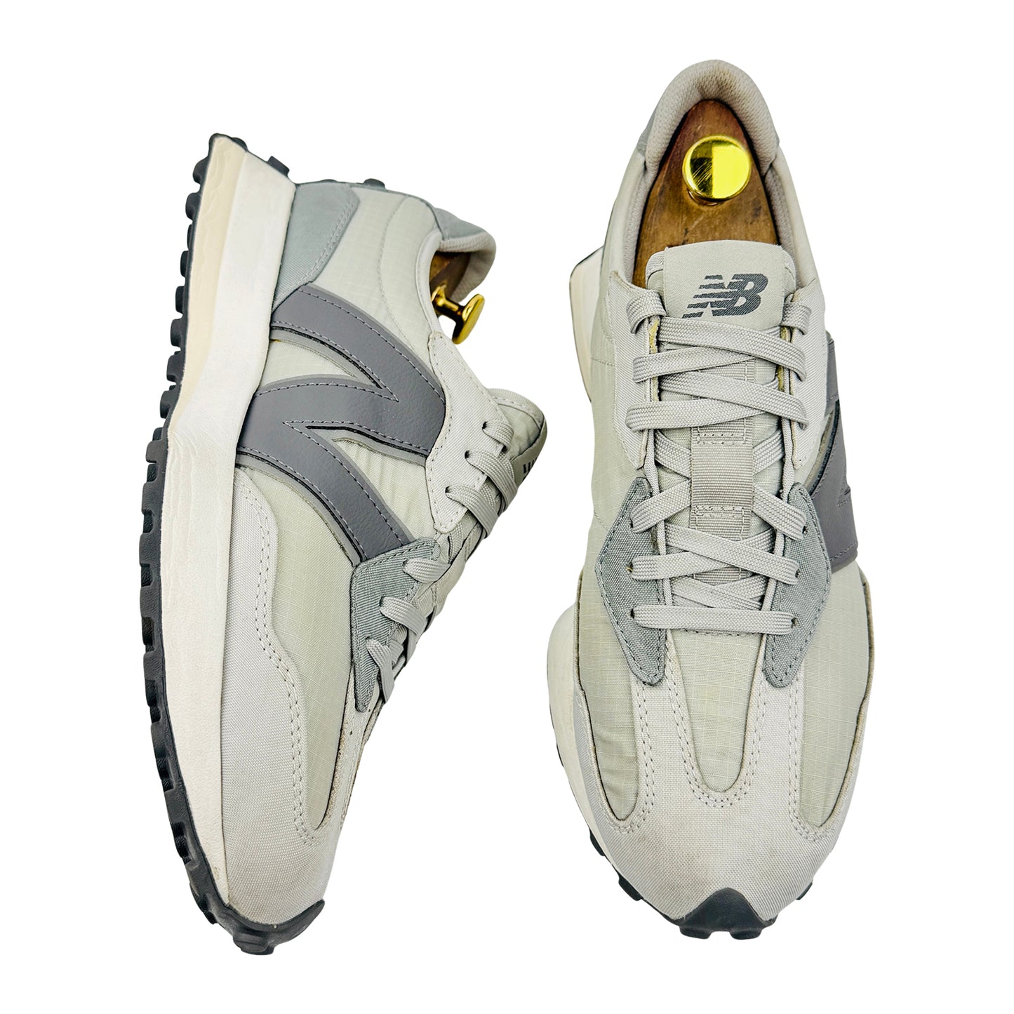 New Balance 327 Grey Sneakers (Size 42) - MS327JCS