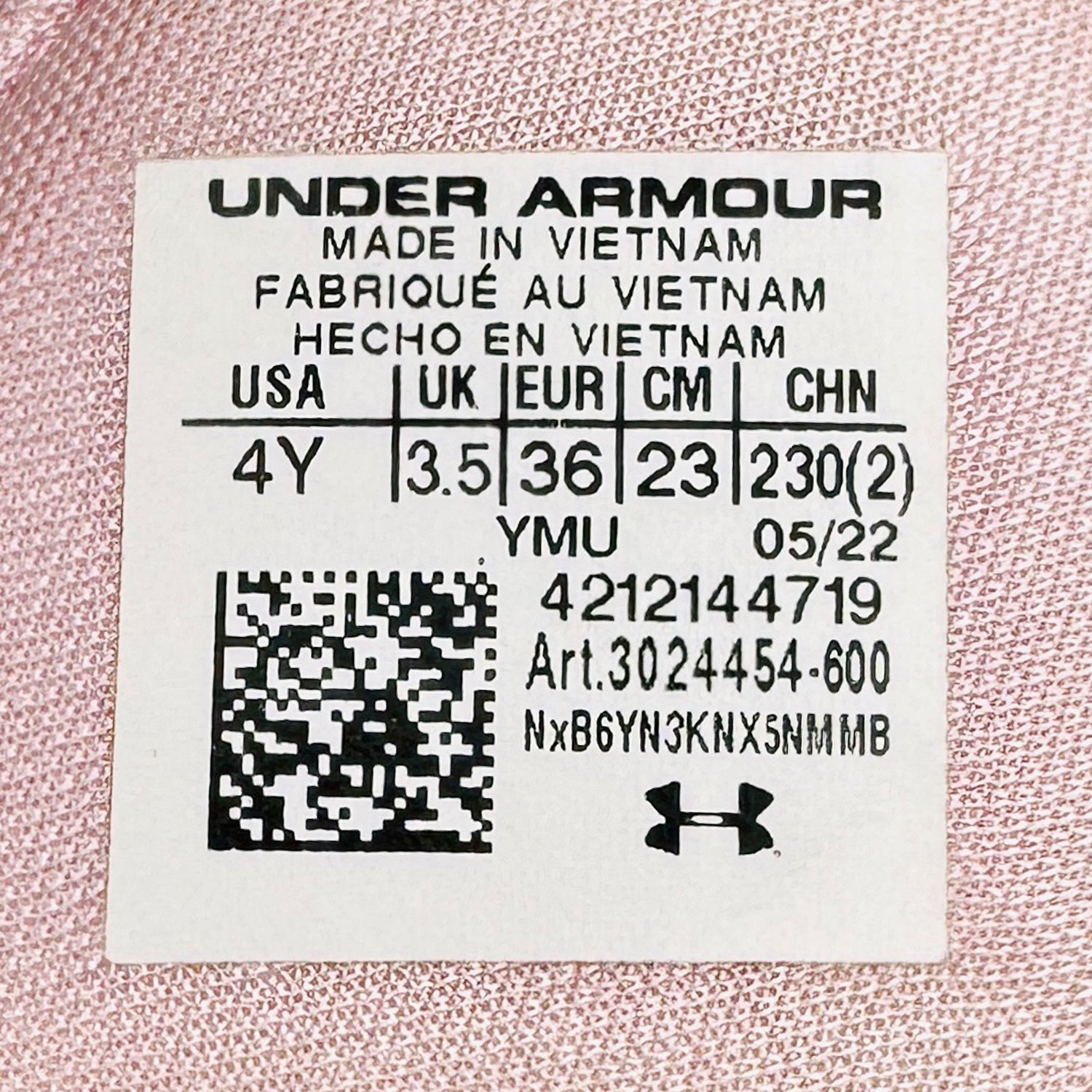 Inside Made, Code, Size printing image of Under Armour Ignite VI Graphic Strap Slides (Size 36) - 3024454-600