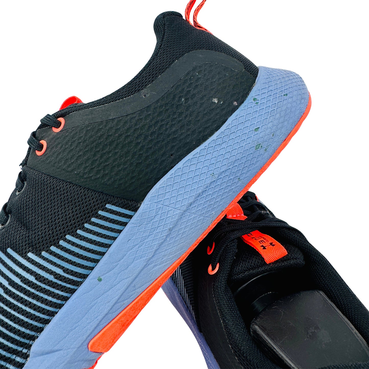 Under Armour Charged Engage Sneakers (Size 42) - 3022616‑002