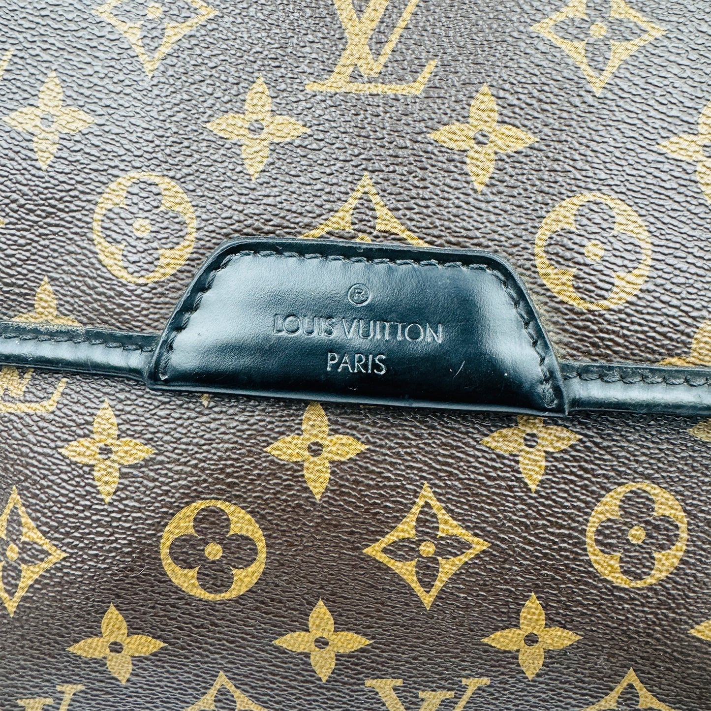 Louis Vuitton Macassar Bass Brown MM Messenger bag