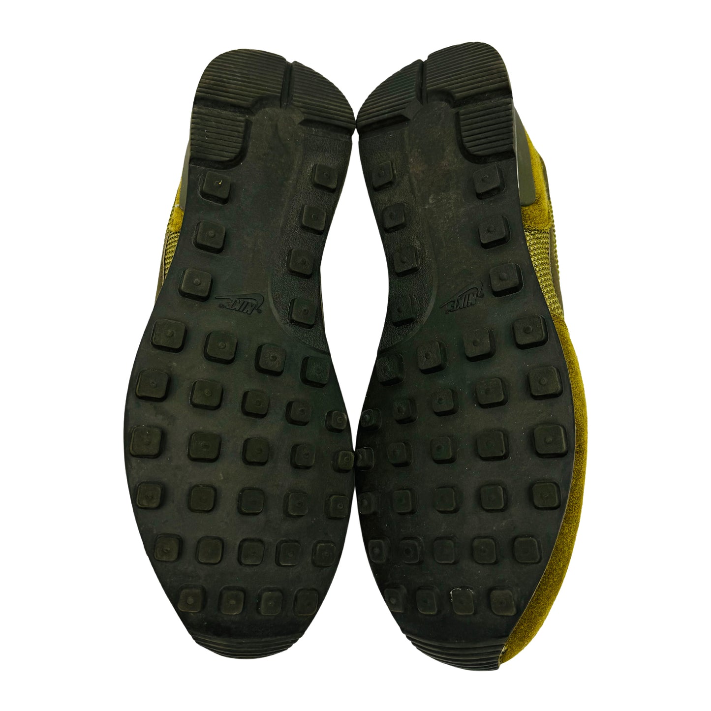 Nike Internationalist Premium Sneakers (Size 42.5) - 828043-300