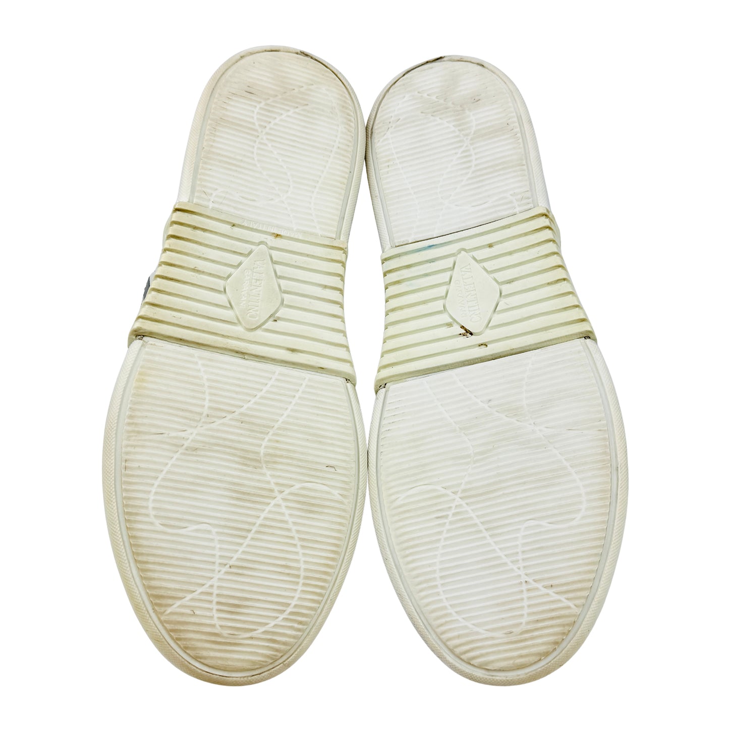 Valentino Garavani VL7N Cut-Out Low-Top Sneakers (Size 39/39.5)