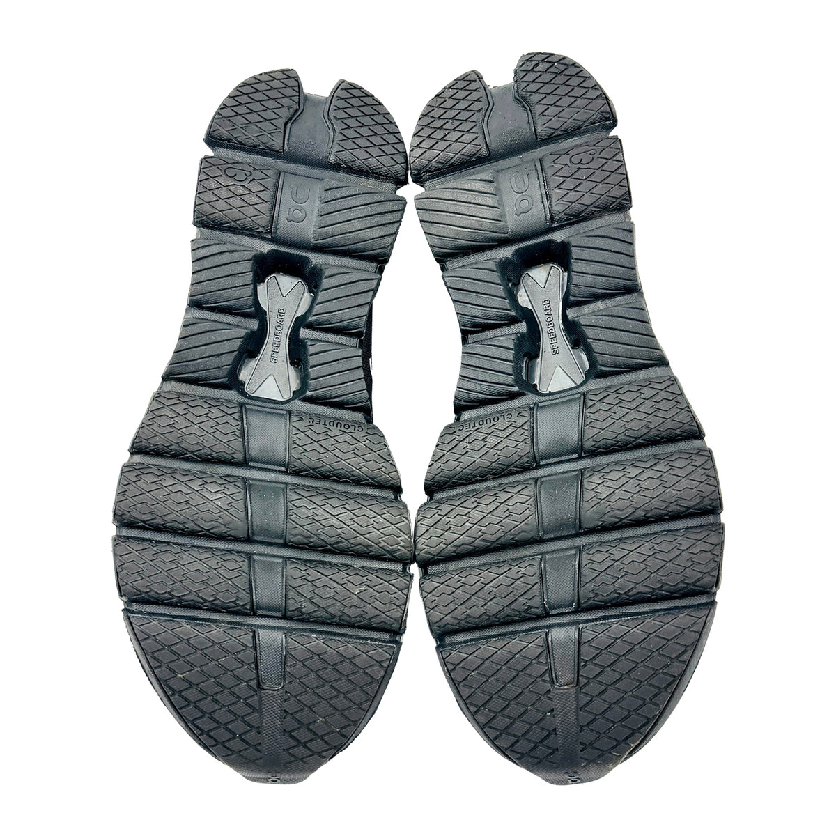 On Running Cloud X 4 Black Shoes (Size 42.5) - 3ME30040106