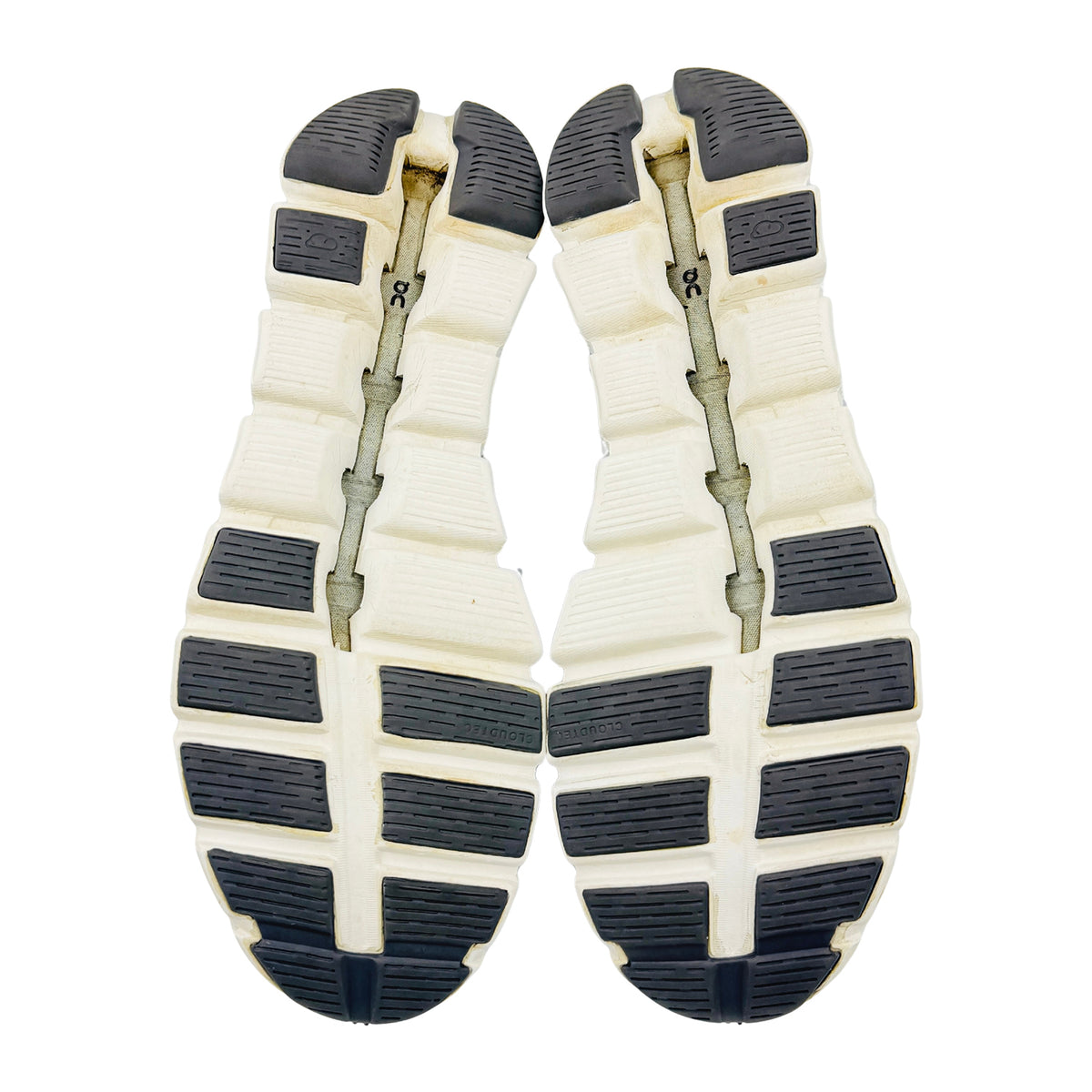 On Running Cloud 5 'Glacier White' Shoes (Size 46) - 59.98909