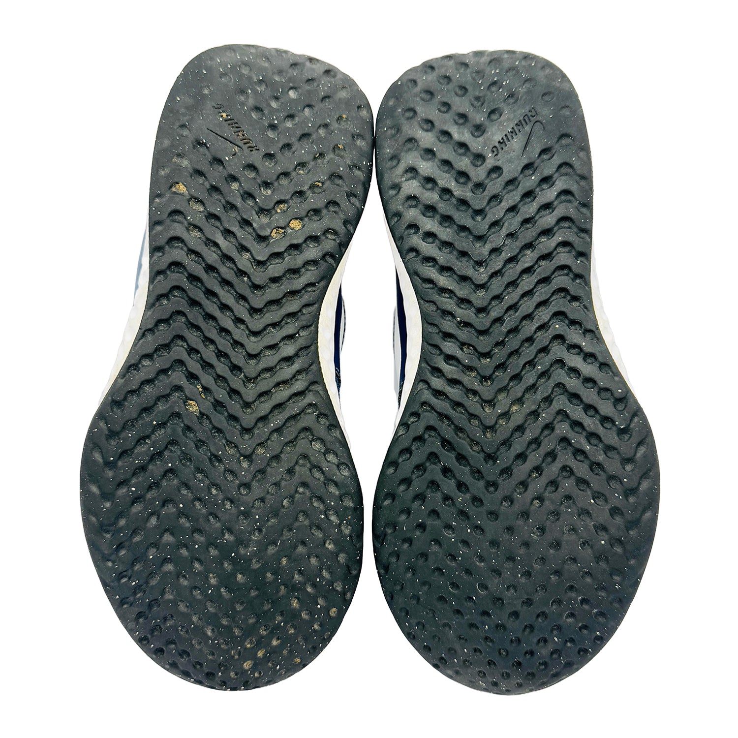 Outsole image of Nike Kid's Revolution 5 Shoes (Size 31) - BQ5672-410