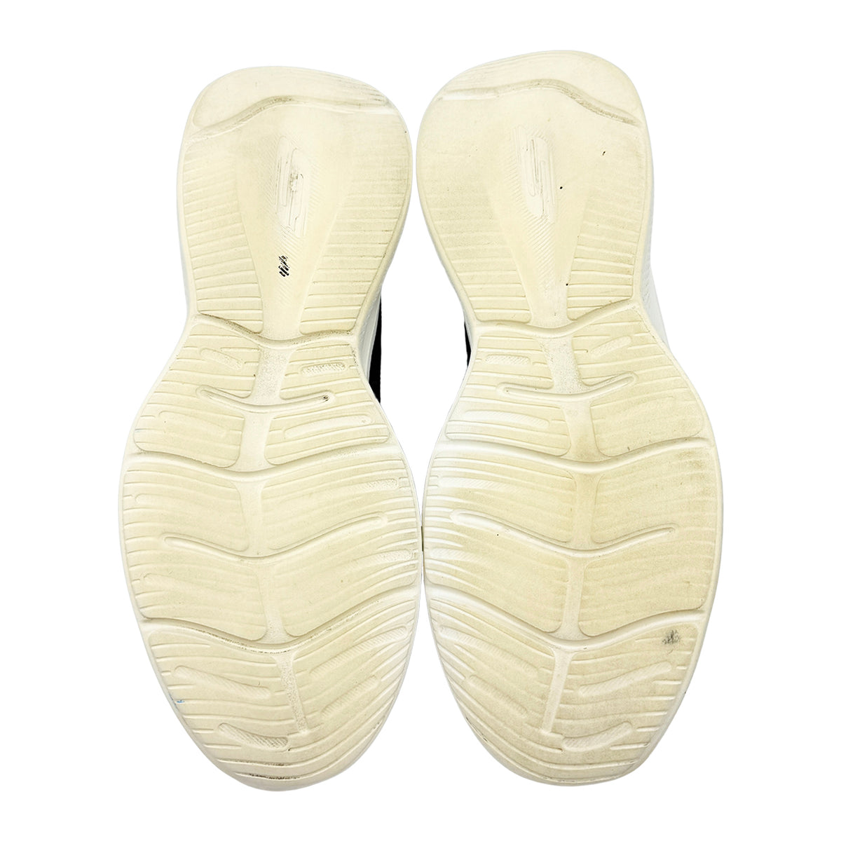 Skechers Arch Fit Memory Foam Shoes (Size 46) - 255149R-BKW