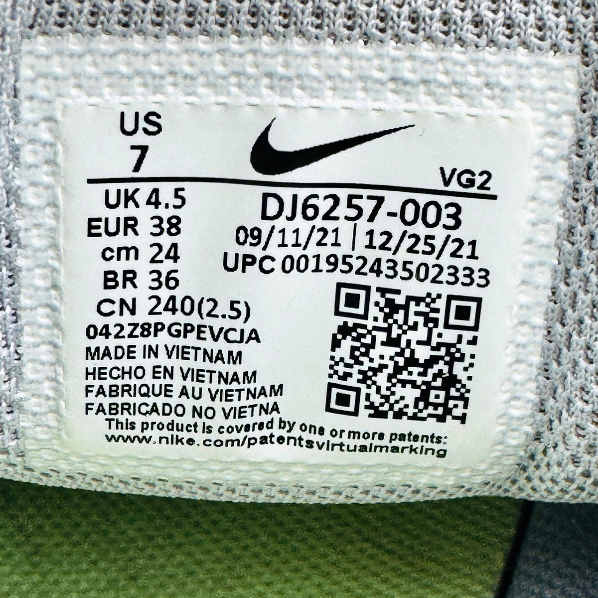Nike Tanjun 'Wolf Grey' Sneakers (Size 38) - DJ6257-003