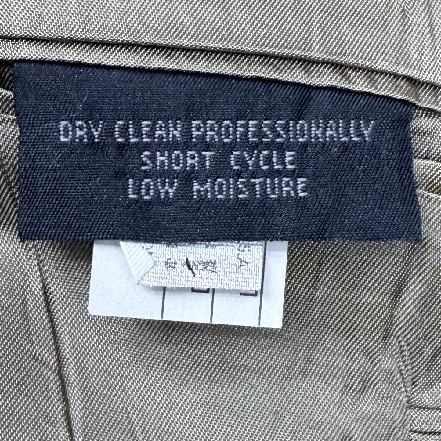 Burberry Light Grey Houndstooth Blazer (Size Medium)