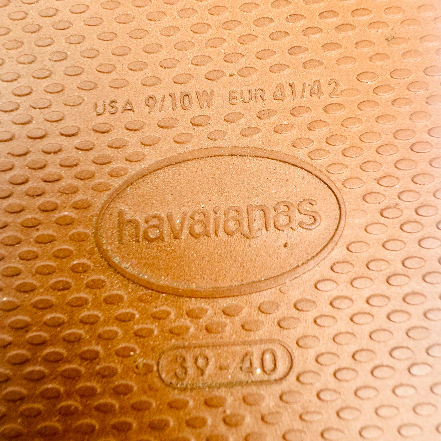 Havaianas You Saint Tropez Flip Flops (Size 39/40)