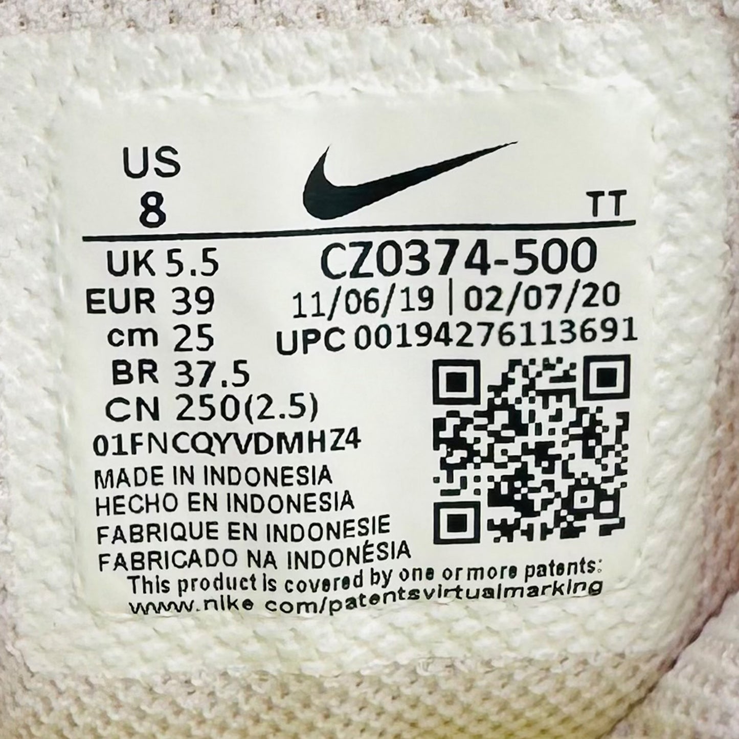 Nike Air Max 270 React Shoes (Size 39) - CZ0374-500