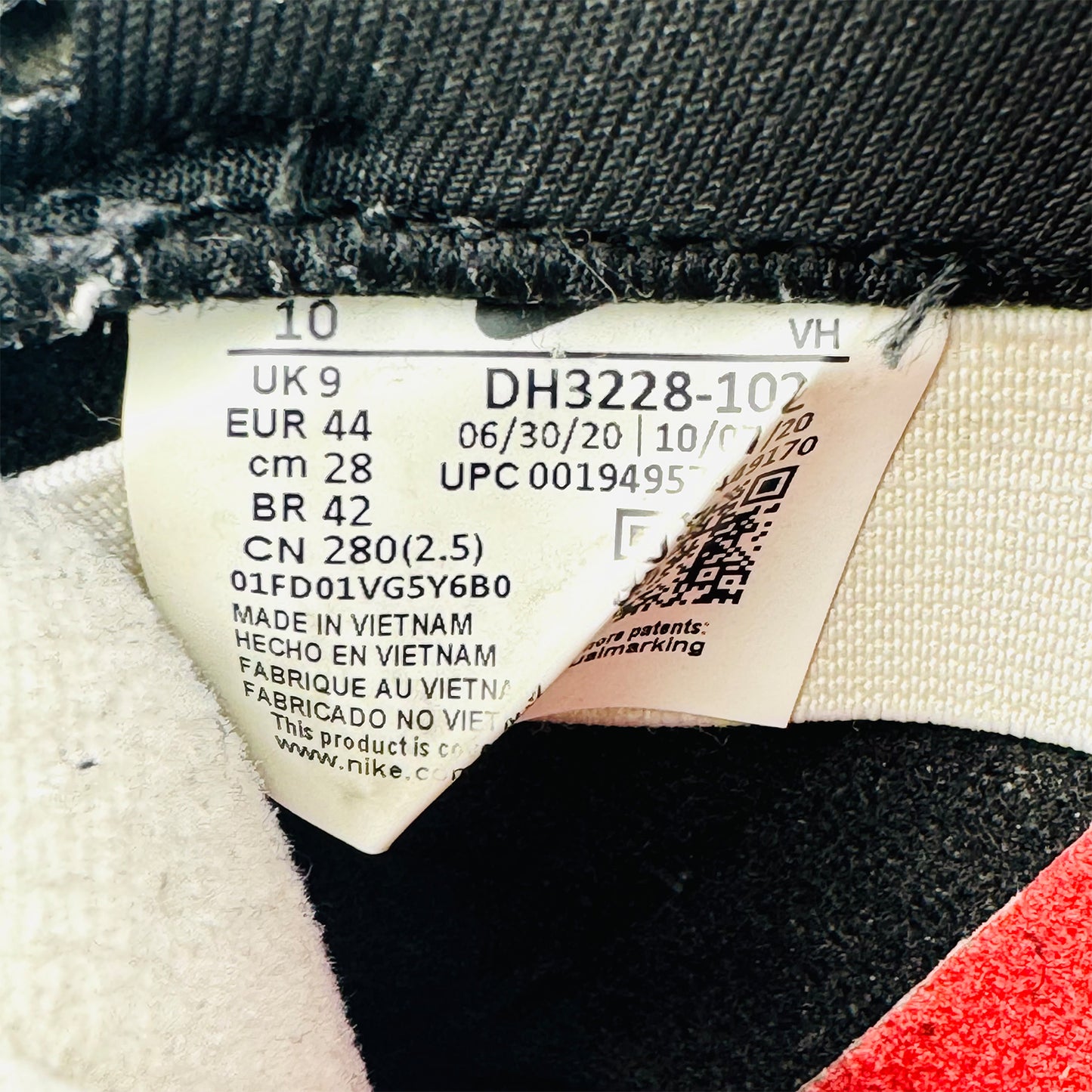 Supreme X Nike Dunk Low OG Sneakers (Size 44) - DH3228-102