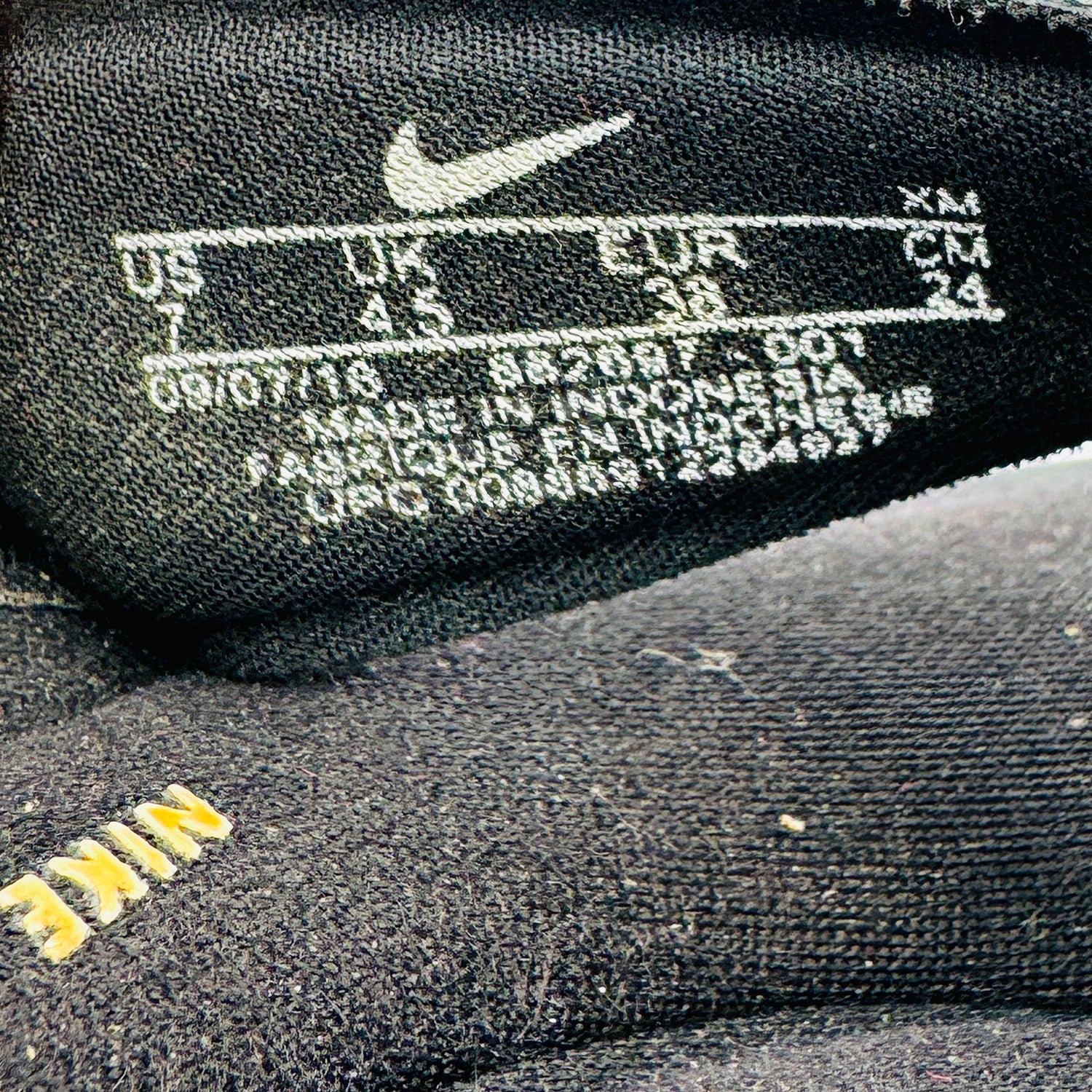 Inside Made, Size, Code printing image of Nike Ultra Comfort 3 Flip Flops (Size 38/38.5) - AR4498-001