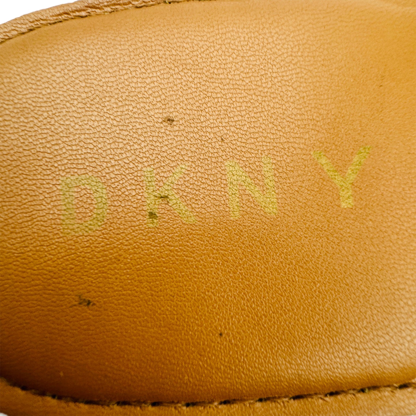 DKNY Women's Tan Leather Thong Sandal Slides (Size 37)
