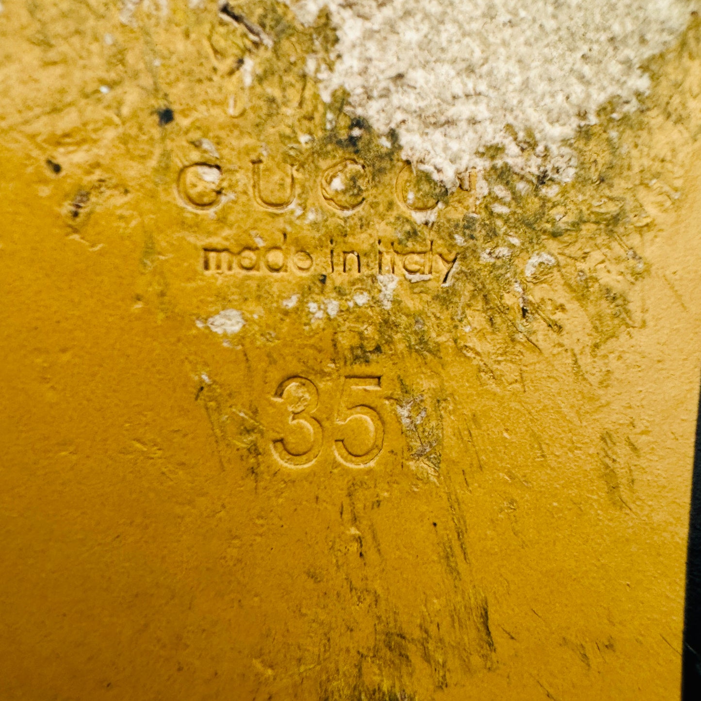 Gucci Women's Off-White Leather Mules (Size 35/35.5) - 423694