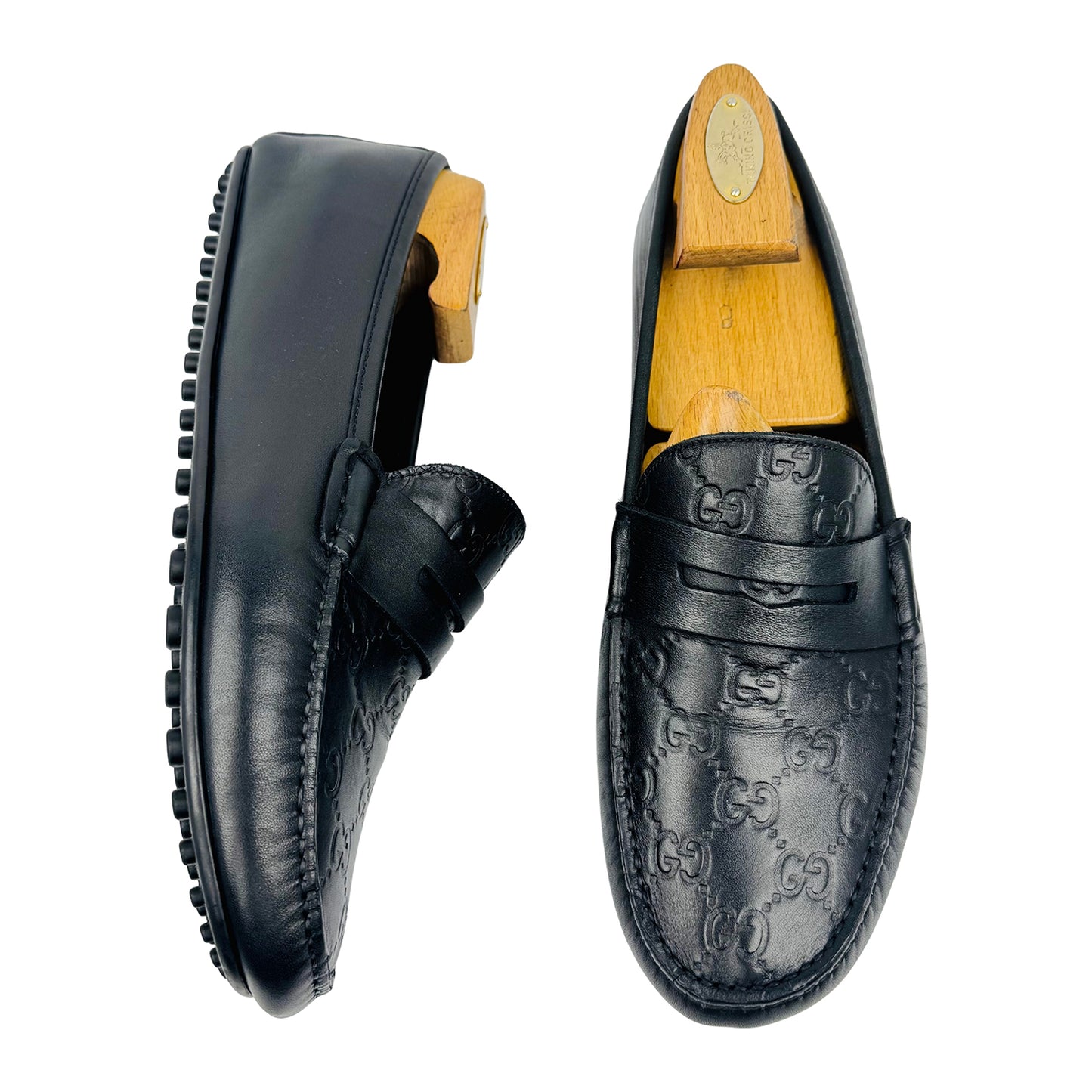 Gucci Men's Black GG Embossed Leather Loafers (Size 43) - 431063