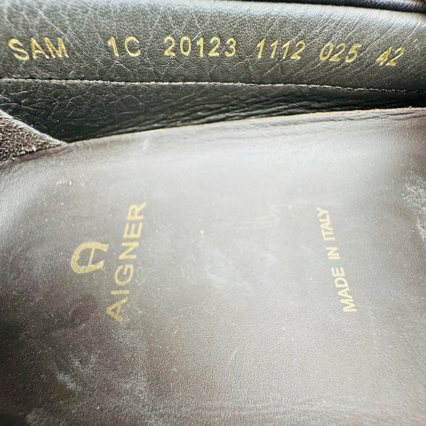 Aigner Men's Brown Black Leather Loafers (Size 42)