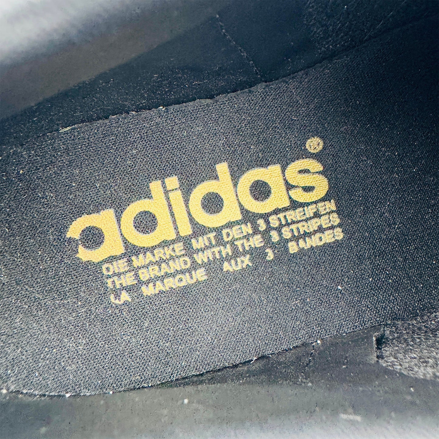 Adidas Samba 'Core Black' Sneakers (Size 40) - 019000