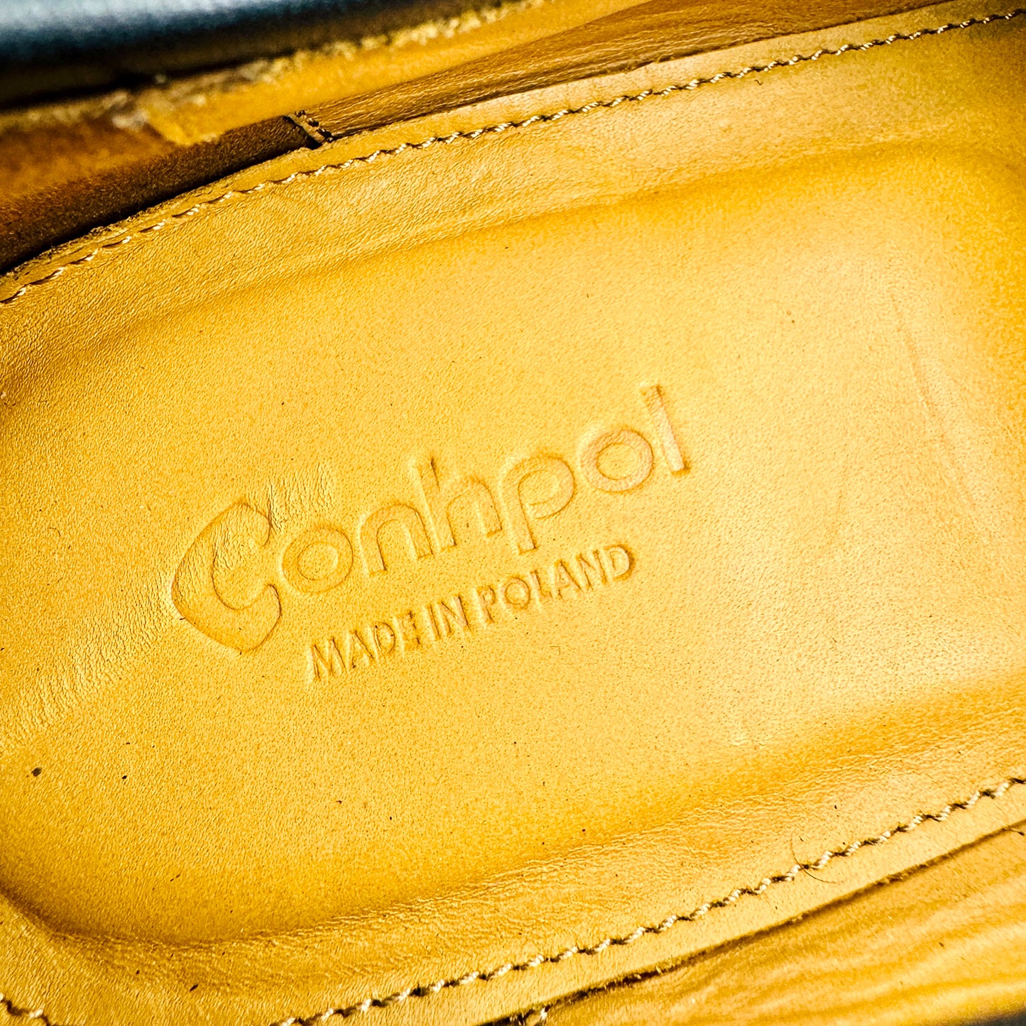 Conhpol Croc-Embossed Black Leather Loafers (Size 41.5)