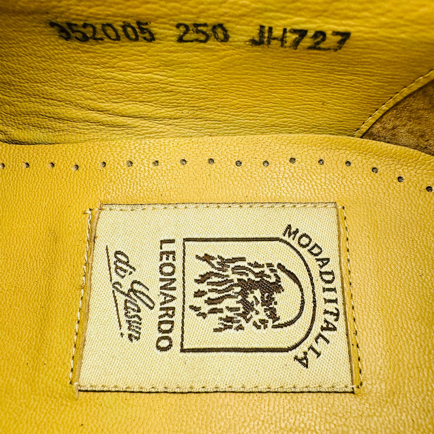 Leonardo Leather Buckle Strap Loafers (Size 40/40.5)