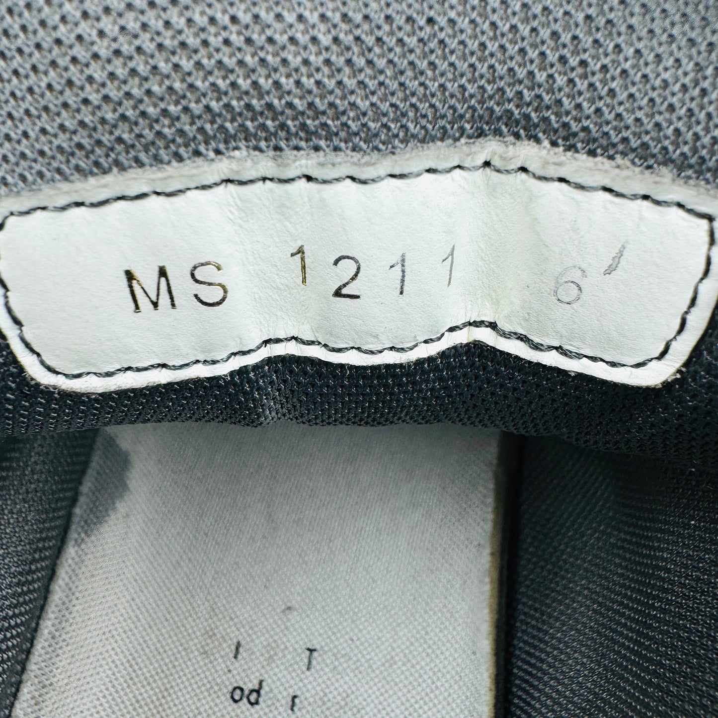 Louis Vuitton Monogram Trainer Sneakers (Size 41)