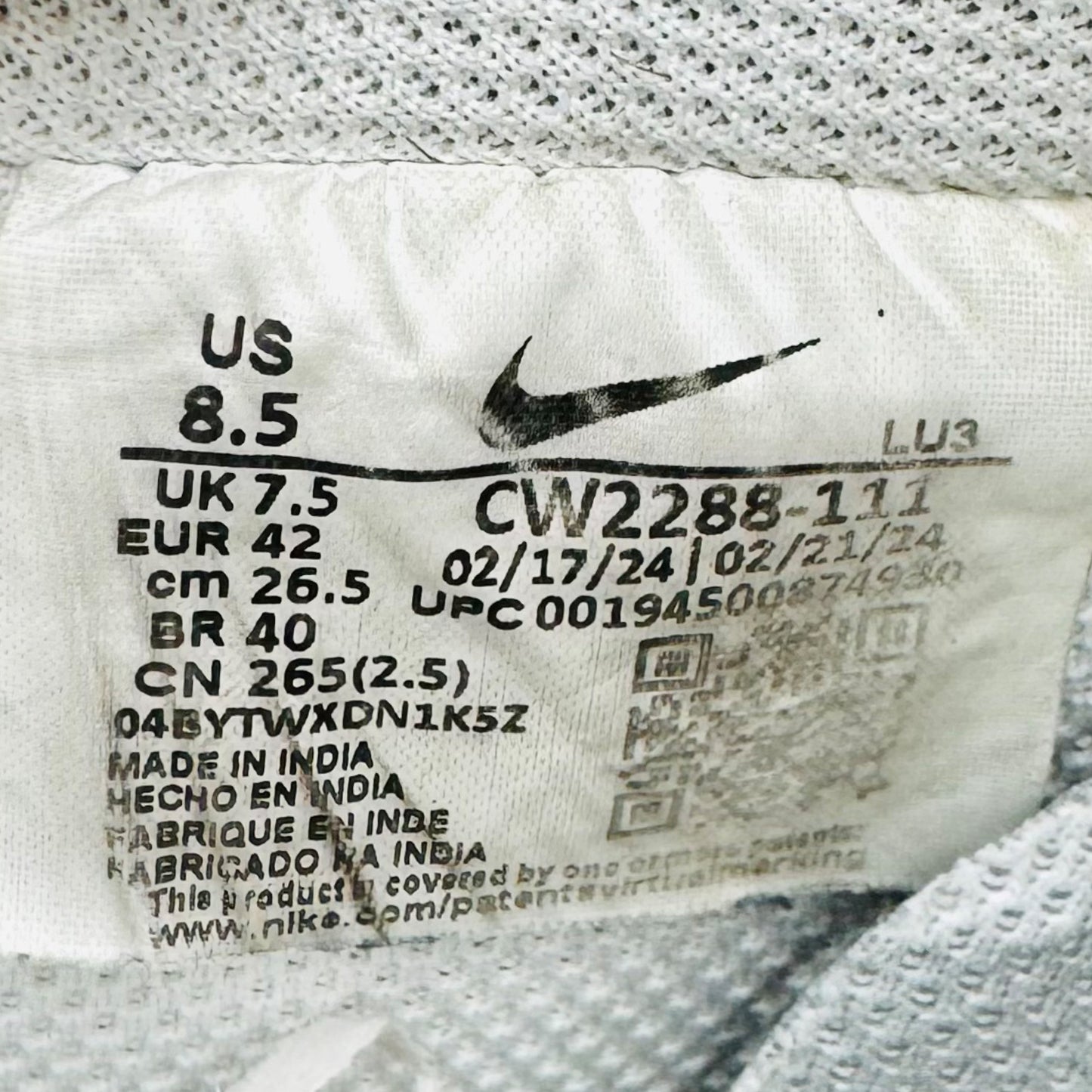 Nike Air Force 1 '07 'Triple White' Sneakers (Size 42/42.5) - CW2288-111