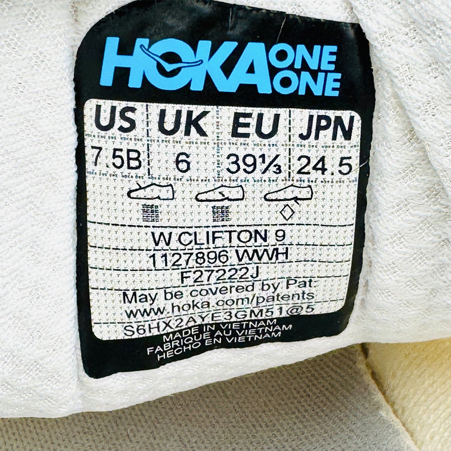 Hoka One One Clifton 9 Shoes (Size 39.5) - 1127896 WWH