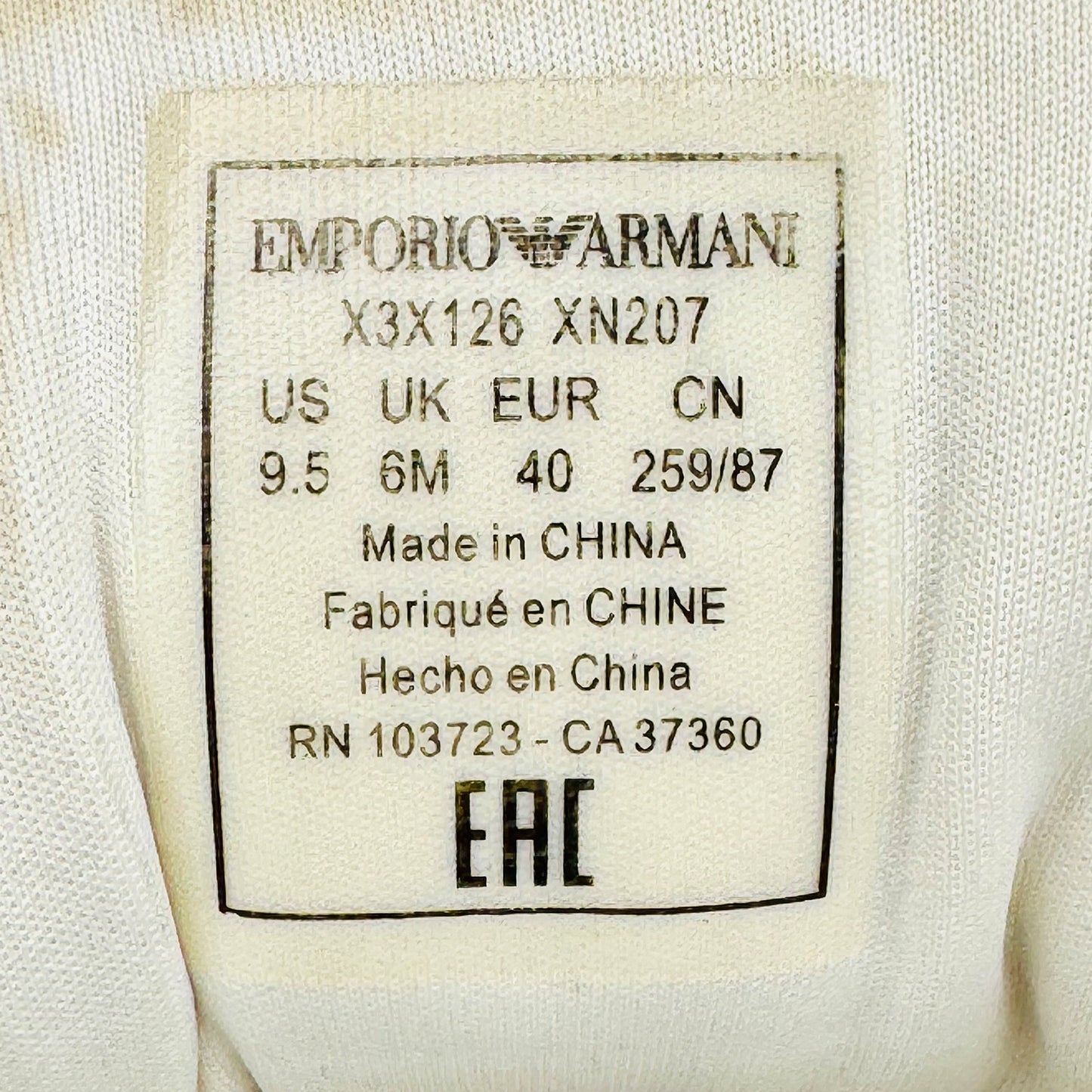 Emporio Armani Off-White Sneakers (Size 40) - X3X126 XN207