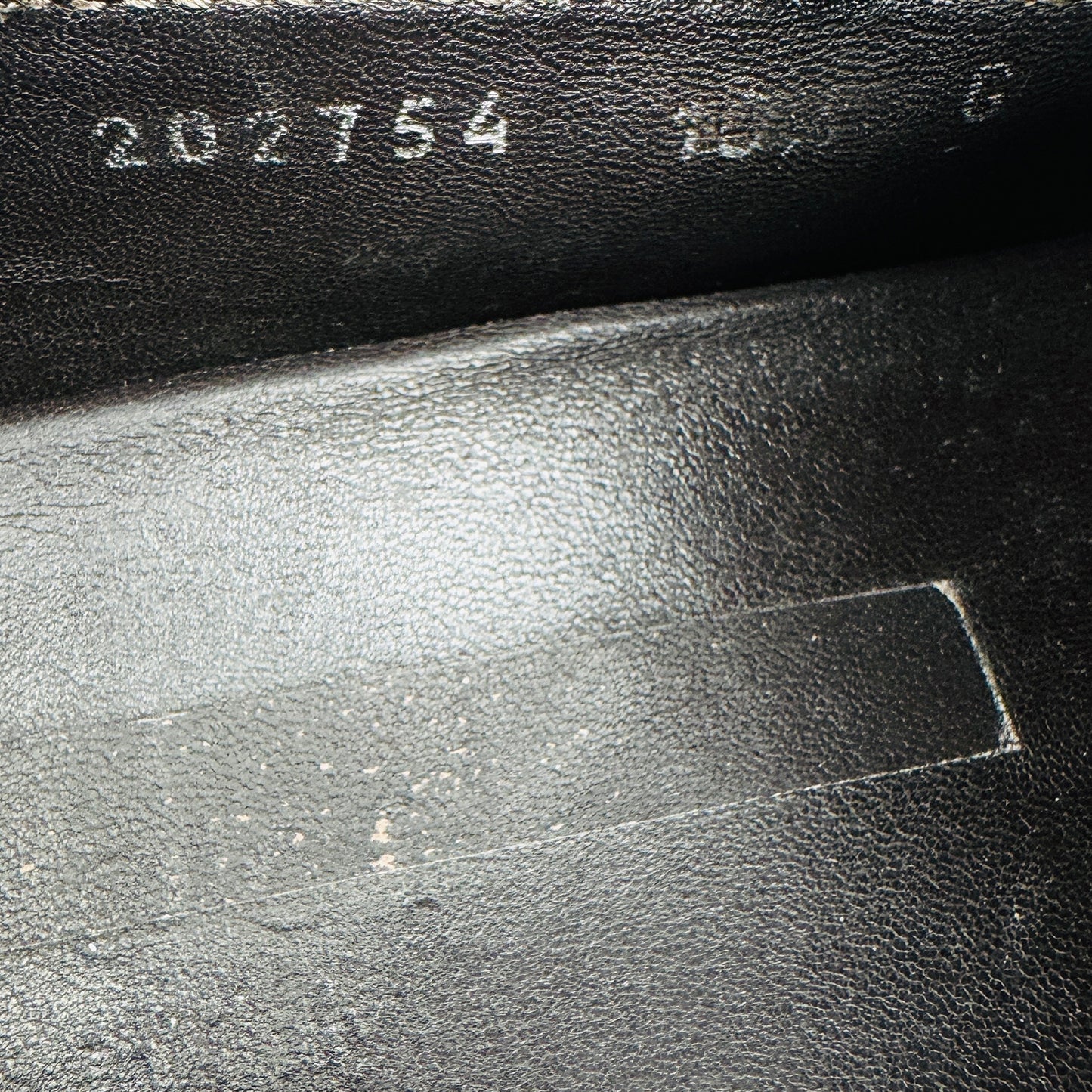 Gucci Men's Brown Leather Loafers (Size 44/44.5)