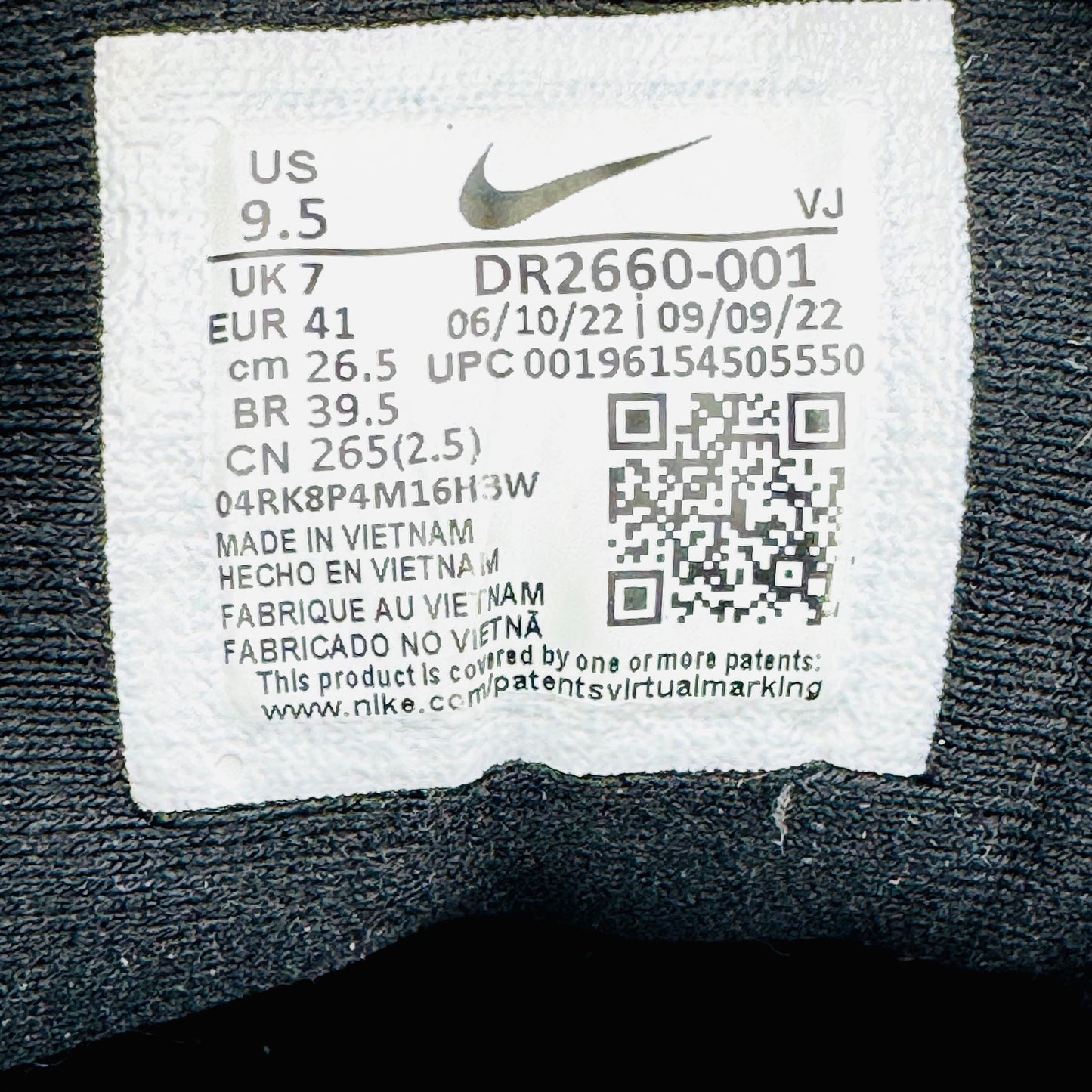 Nike ZoomX Invincible Run Shoes (Size 41) - DR2660-001