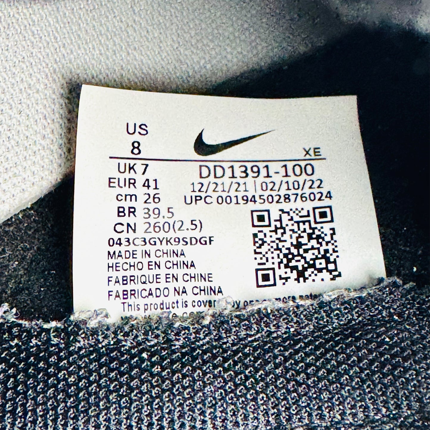 Nike Dunk Low Retro Panda Sneakers (Size 41) - DD1391-100