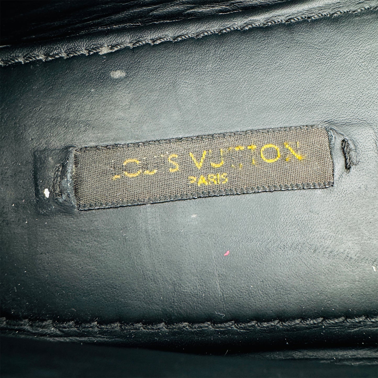 Louis Vuitton Women's Black Loafers (Size 37) - FA1105