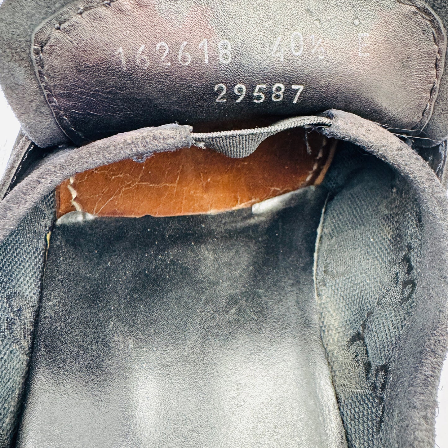 Inside Code printing image of Gucci Men's Suede Dark Blue Loafers (Size 42) - 162618