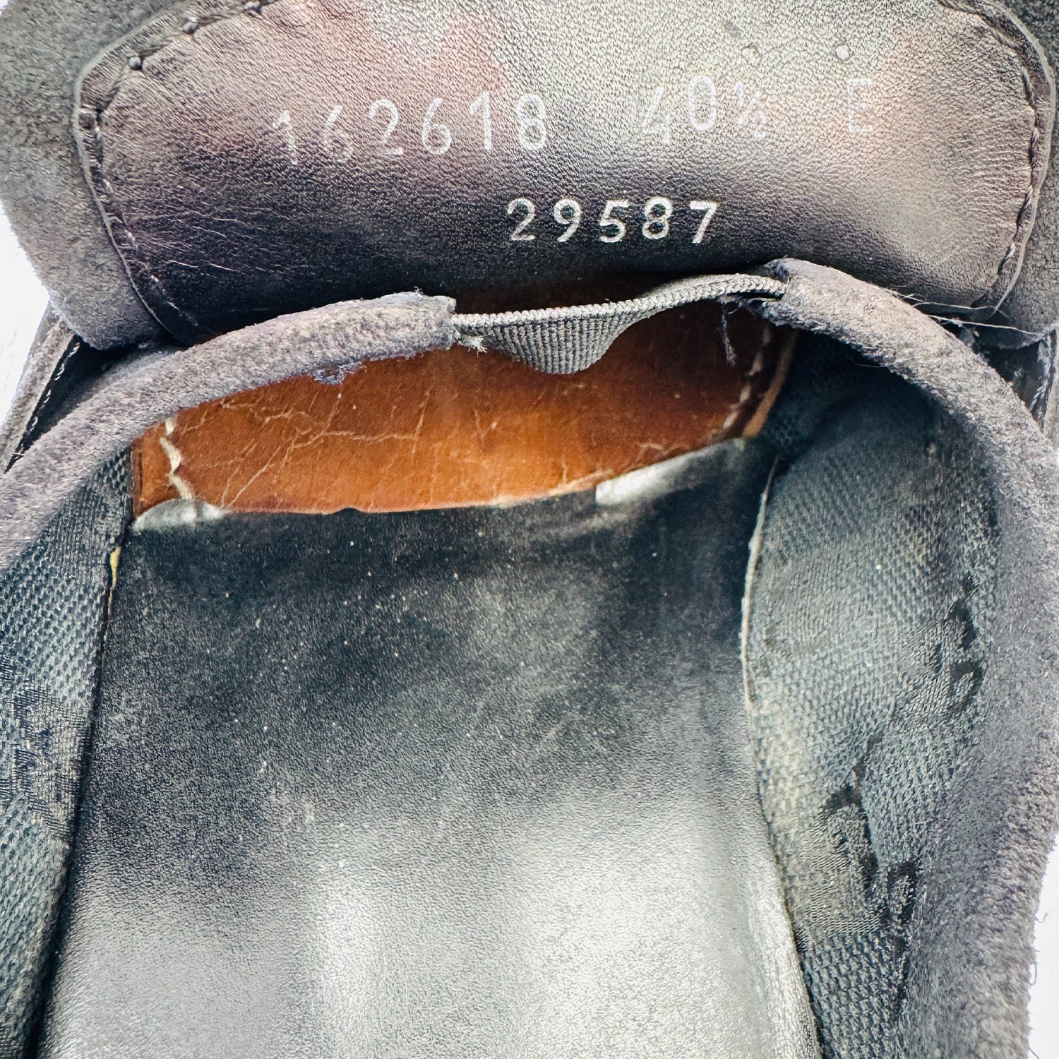 Inside Code printing image of Gucci Men's Suede Dark Blue Loafers (Size 42) - 162618
