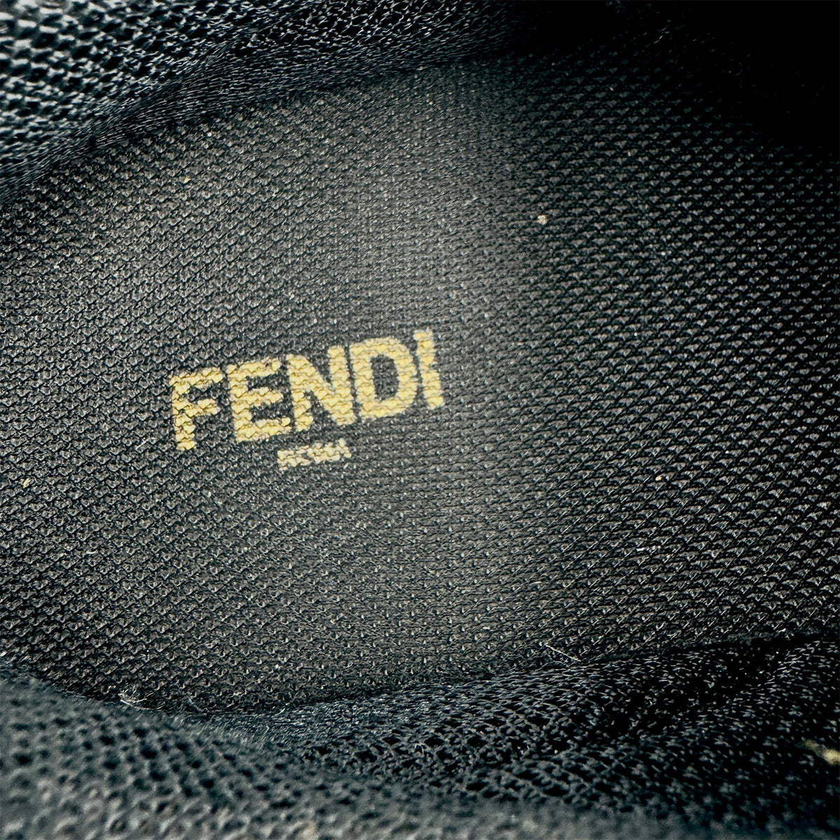 Fendi FF Detail Low Top Sneakers (Size 40/40.5) - 7E1268 A8PI F183I