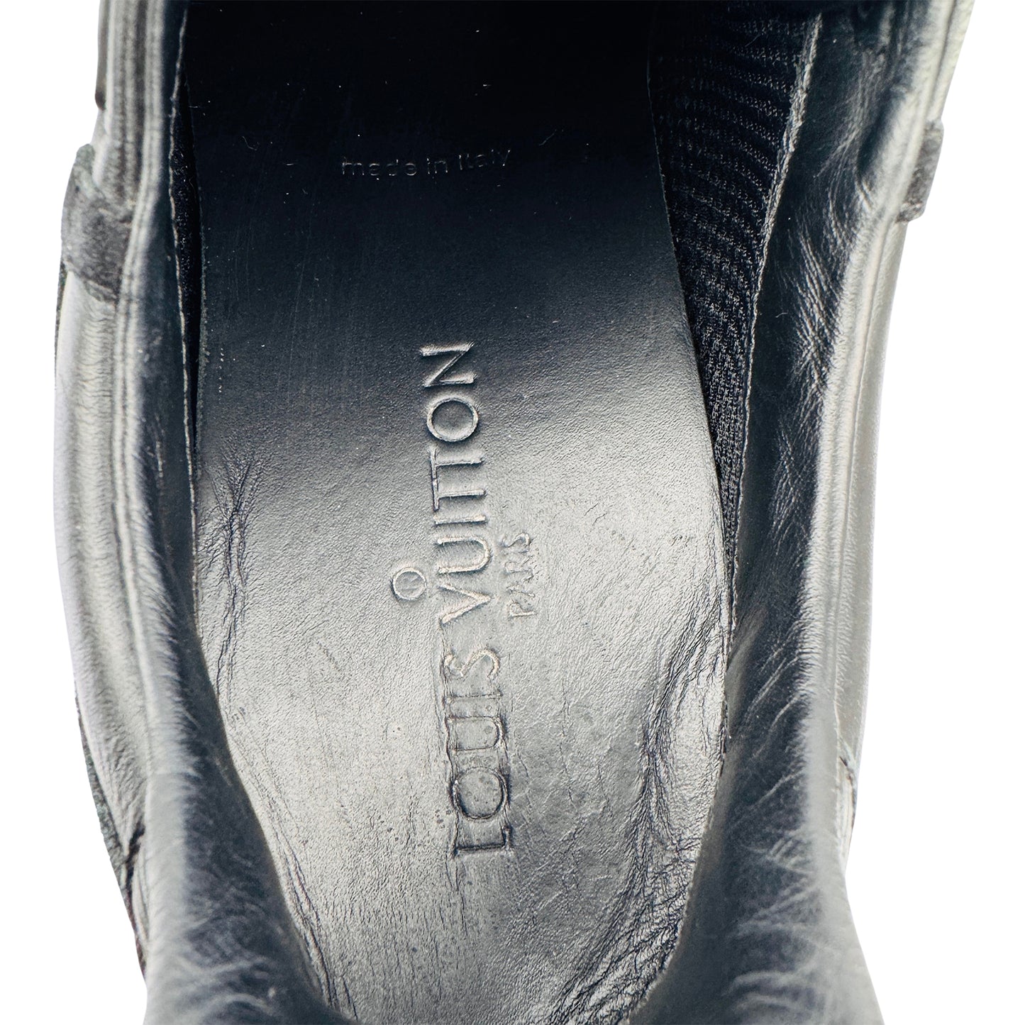 Louis Vuitton Run Away Black Sneakers (Size 37/37.5) - GO 0195