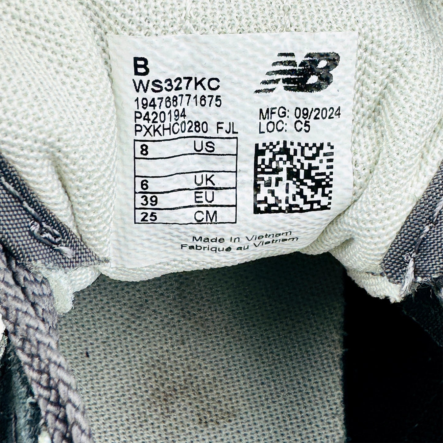 New Balance 327 Sneakers (Size 39) - WS327KC