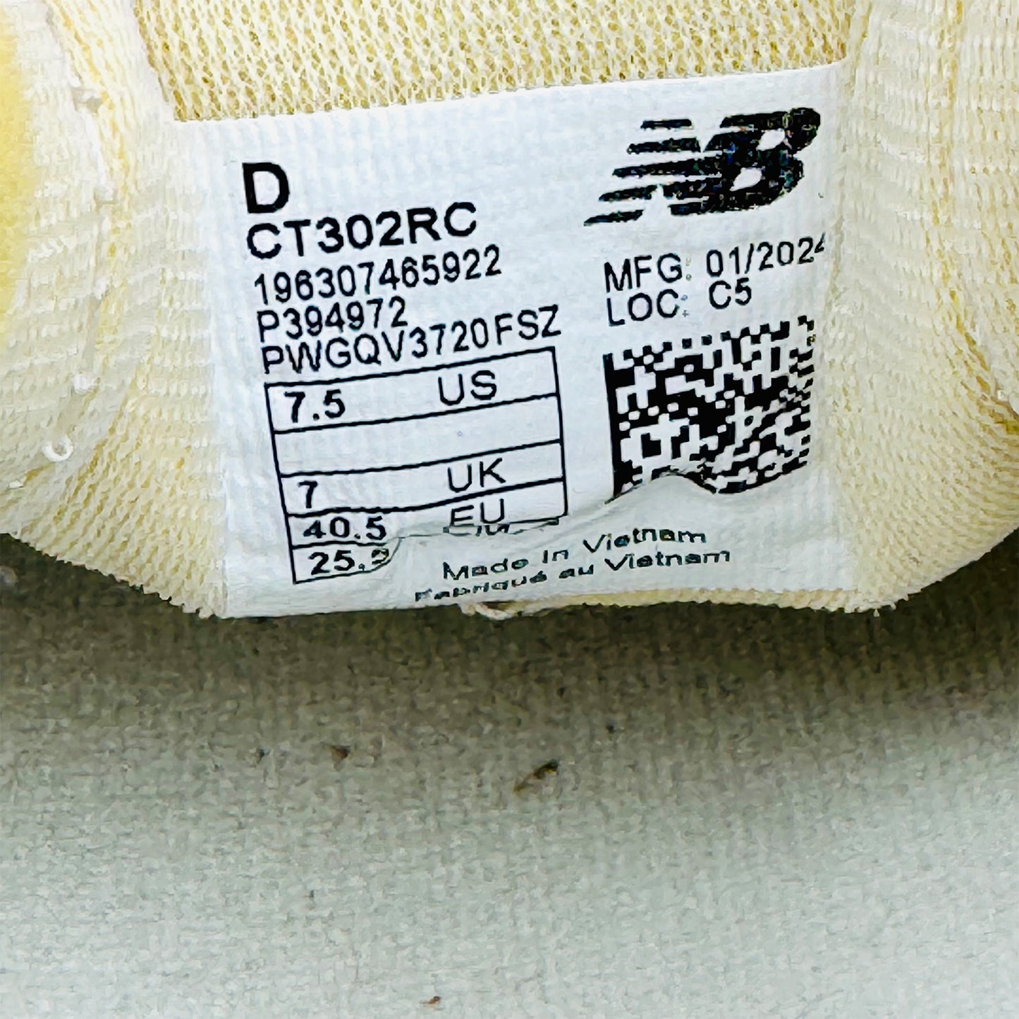 New Balance CT300 'Moonbeam' Sneakers (Size 40.5) - CT302RC