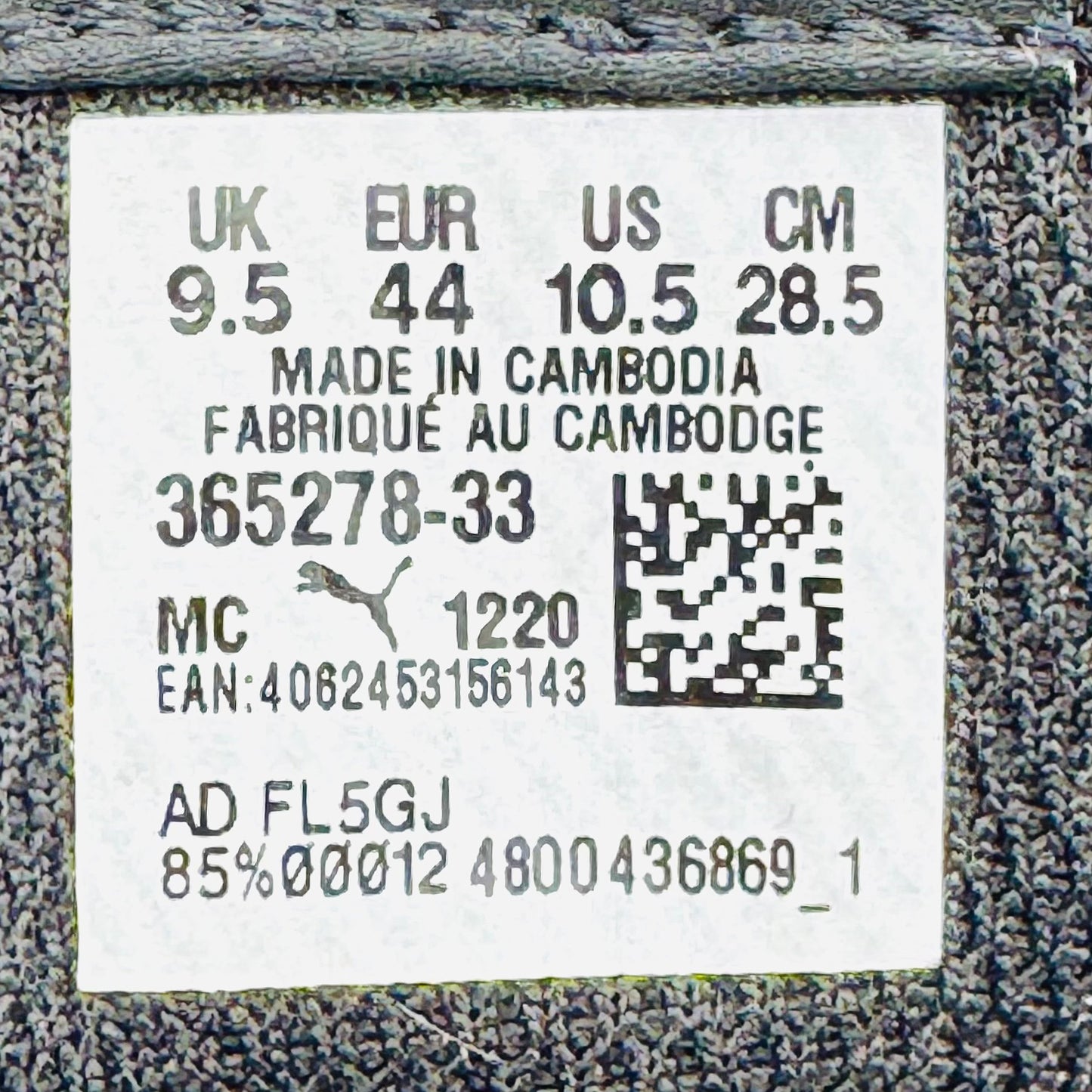 PUMA ST Runner v2 NL Shoes (Size 44) - 365278-33